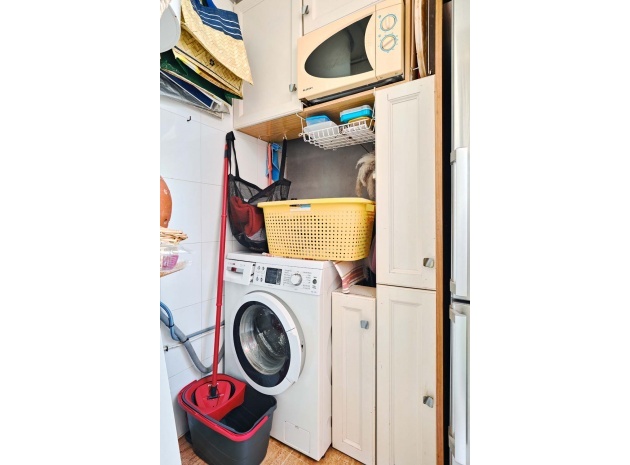 Resale - Apartment - Playa Flamenca - la concha