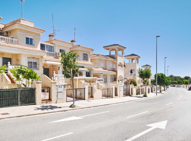 Wederverkoop - Herenhuis - Pinar de Campoverde