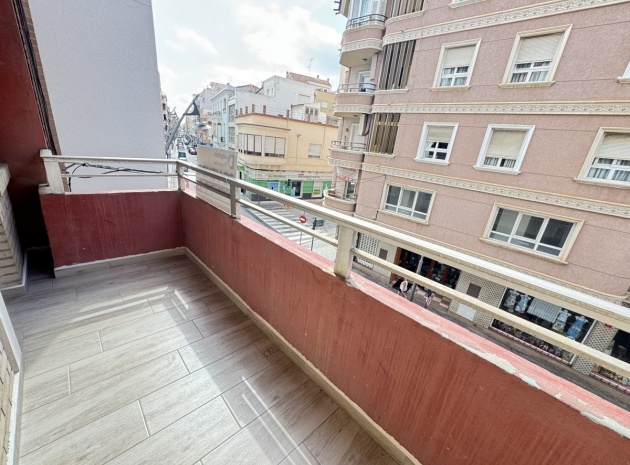 Wiederverkauf - Wohnung - Torrevieja - Beachside Torrevieja