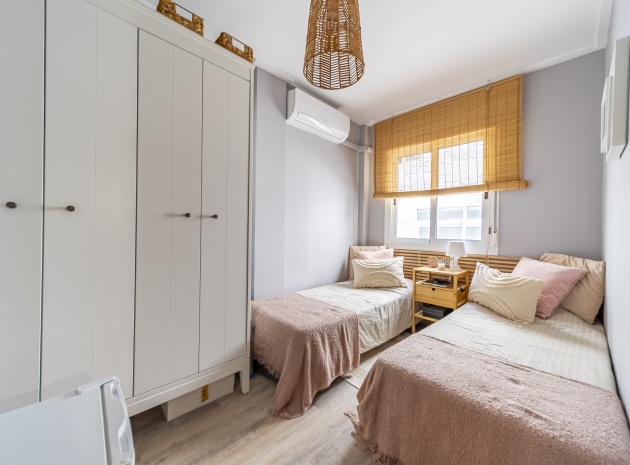 Wiederverkauf - Stadthaus - Los Altos - Altos de la Laguna