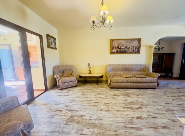 Resale - Villa - Torrevieja - Los balcones