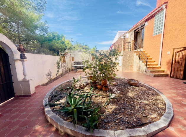 Resale - Villa - Torrevieja - Los balcones