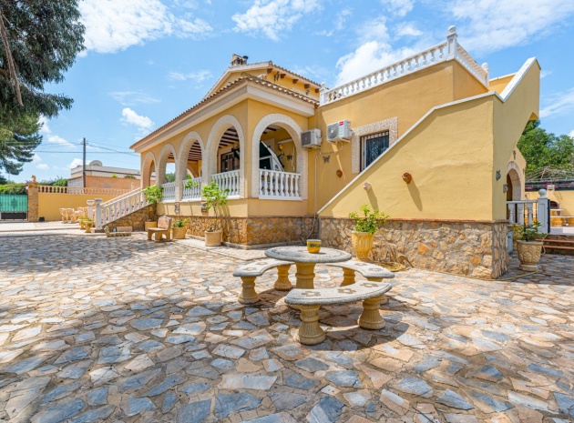 Resale - Villa - Jacarilla - jacarilla