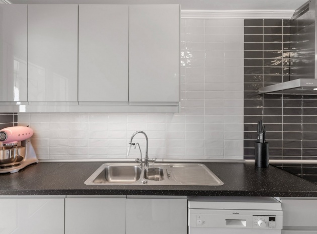 Wiederverkauf - Wohnung - Villamartin - Los Dolses