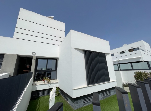 Resale - Townhouse - Dolores - Alicante