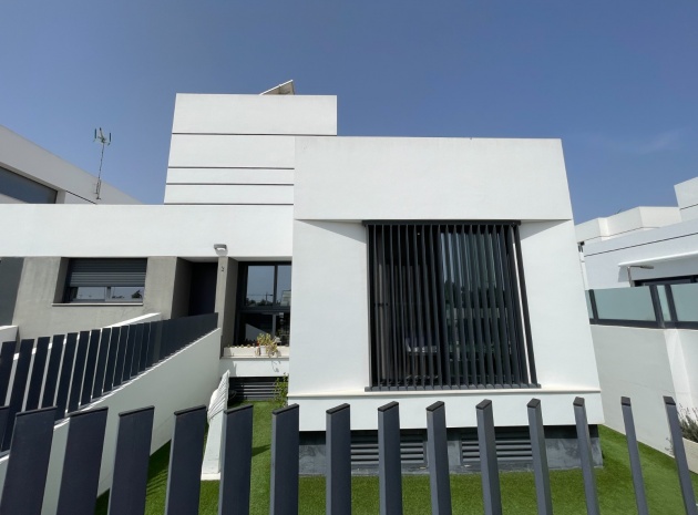 Resale - Townhouse - Dolores - Alicante