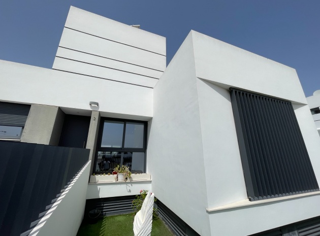 Resale - Townhouse - Dolores - Alicante