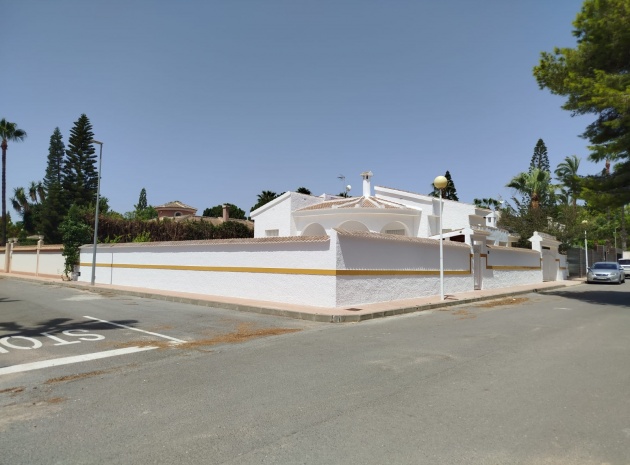 Wiederverkauf - Villa - Ciudad Quesada - Dona Pepa