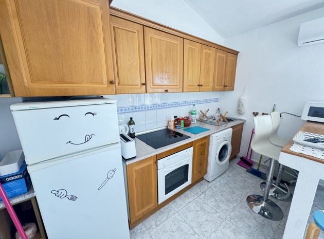 Resale - Apartment - Villamartin
