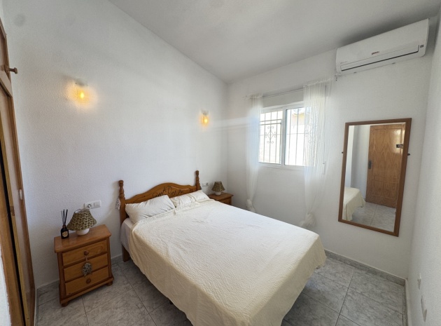 Resale - Apartment - Villamartin