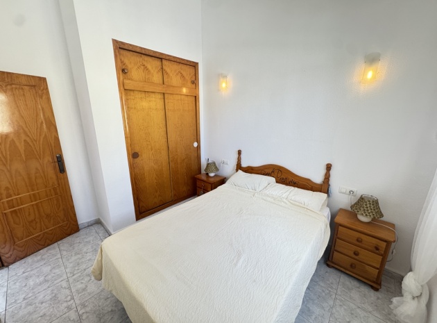 Resale - Apartment - Villamartin