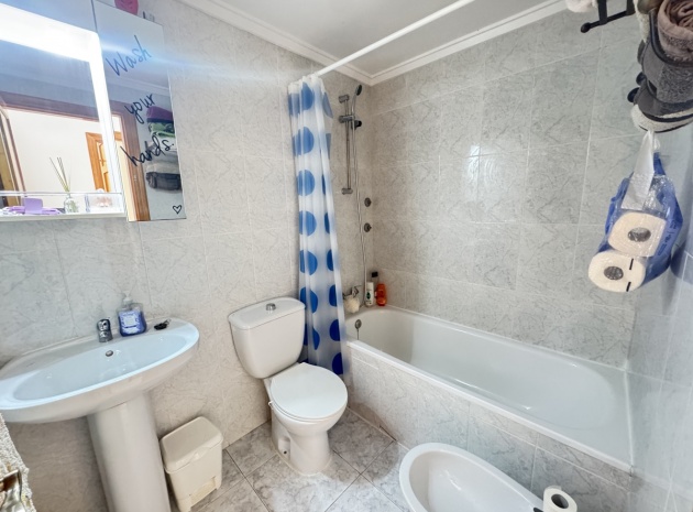 Resale - Apartment - Villamartin