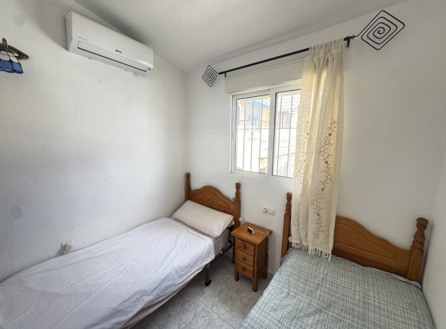 Resale - Apartment - Villamartin