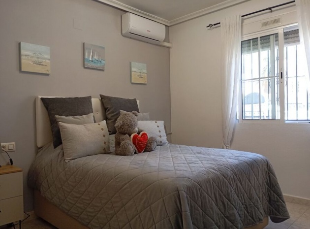 Wederverkoop - Villa - Villamartin - El Galan