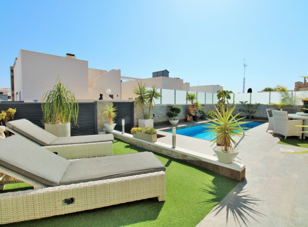 Återförsäljning - Villa - Pau 26 - Villamartin