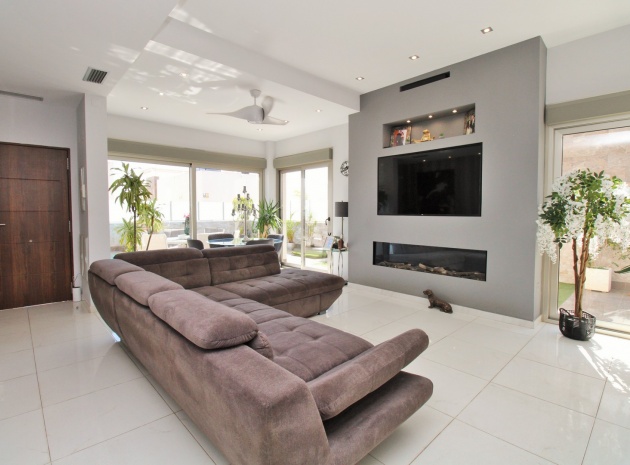 Återförsäljning - Villa - Pau 26 - Villamartin