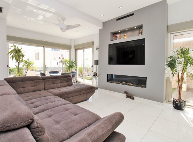 Återförsäljning - Villa - Pau 26 - Villamartin