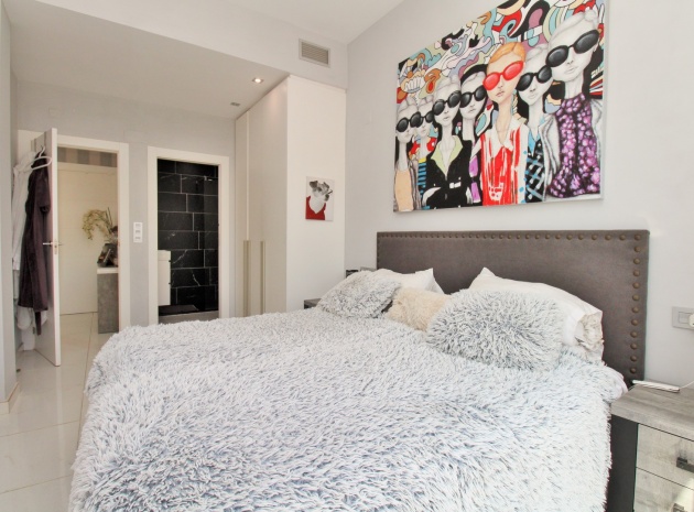 Återförsäljning - Villa - Pau 26 - Villamartin