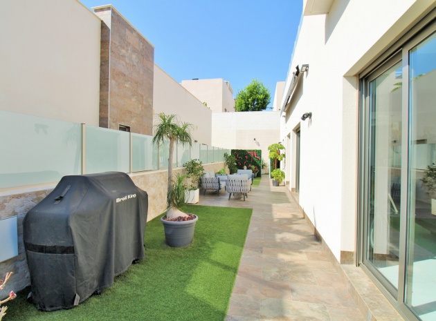 Återförsäljning - Villa - Pau 26 - Villamartin