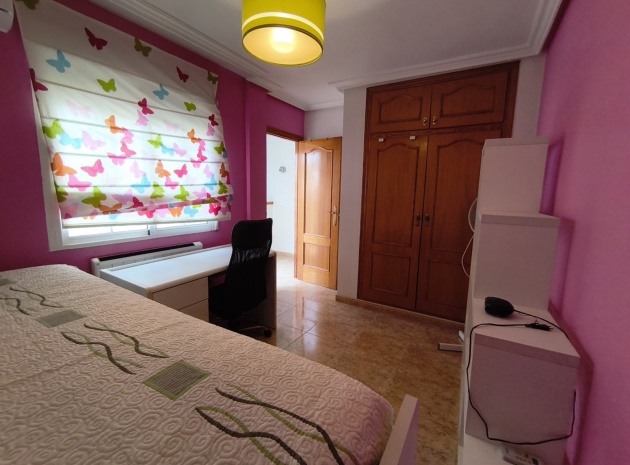 Resale - Villa - Playa Flamenca - zodiaco