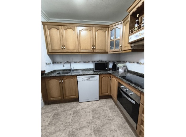 Resale - Villa - Playa Flamenca - zodiaco