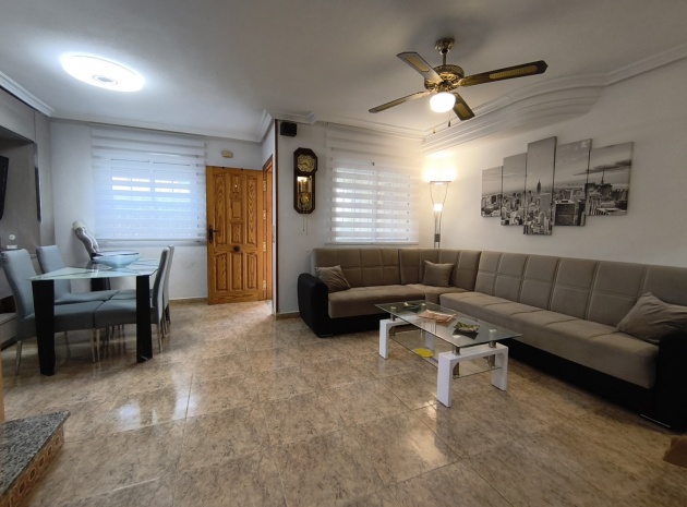 Resale - Villa - Playa Flamenca - zodiaco