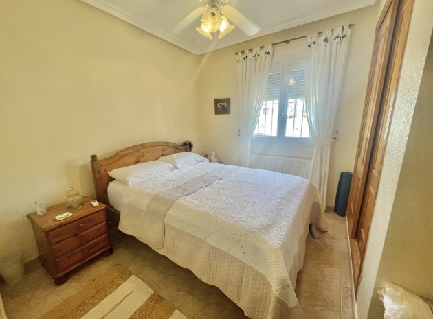 Resale - Villa - Algorfa