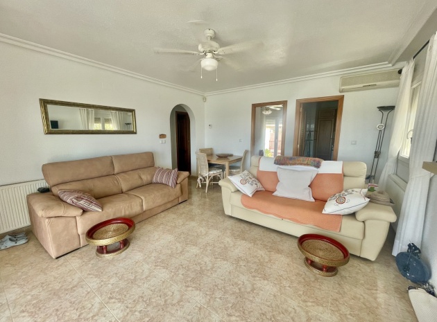 Resale - Villa - Algorfa