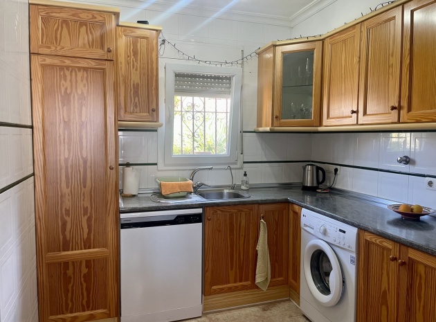 Resale - Villa - Algorfa