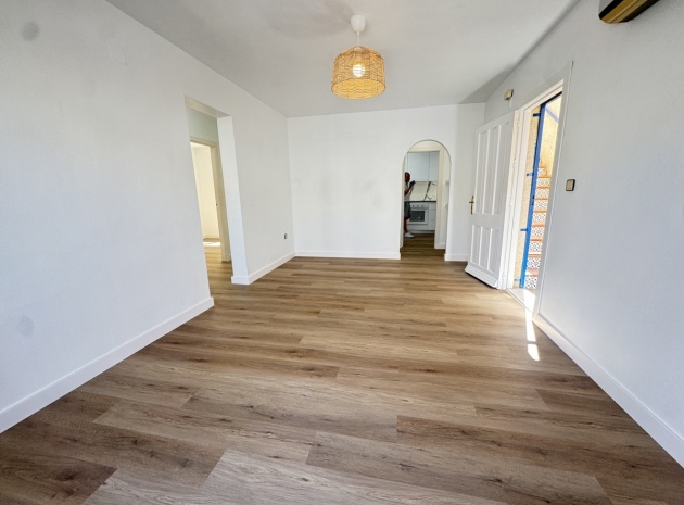 Resale - Apartment - Torrevieja - la siesta