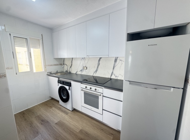 Resale - Apartment - Torrevieja - la siesta