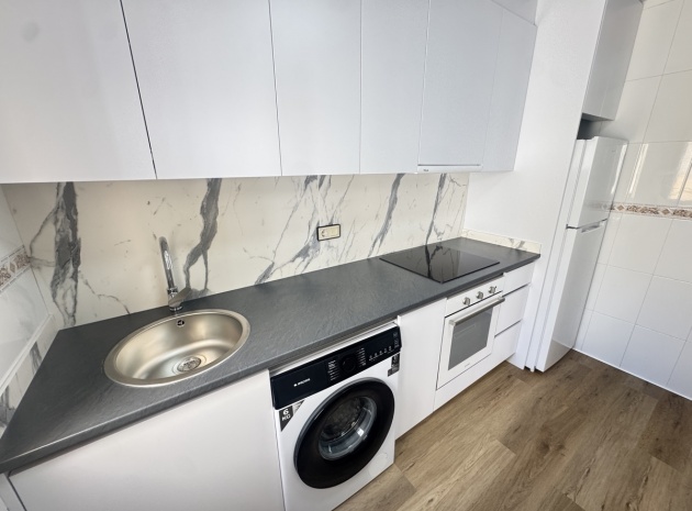 Resale - Apartment - Torrevieja - la siesta