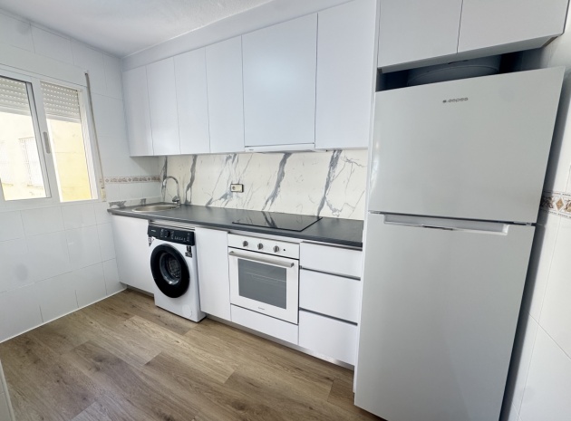 Resale - Apartment - Torrevieja - la siesta