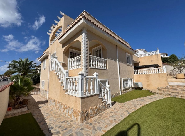 Resale - Villa - Ciudad Quesada