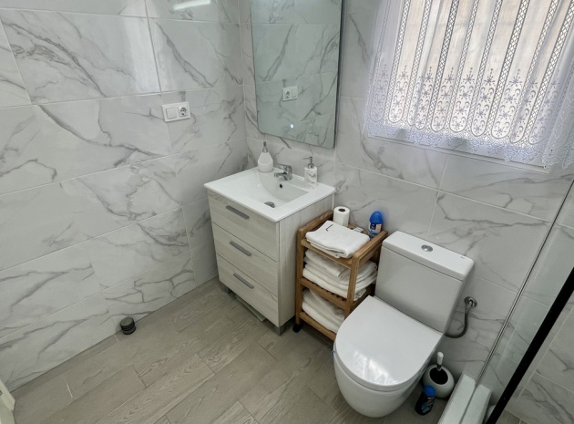 Resale - Villa - Algorfa