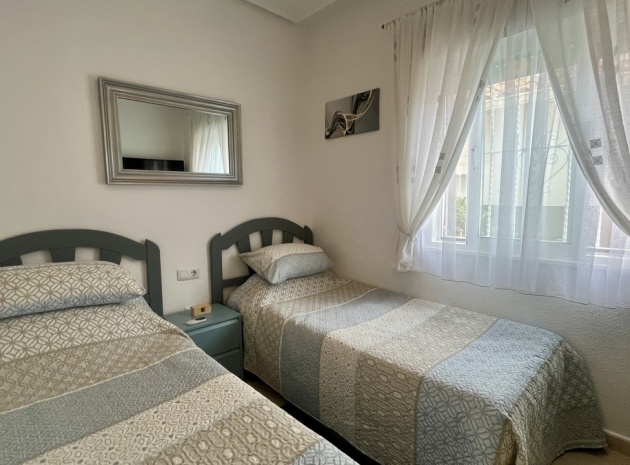 Resale - Villa - Algorfa