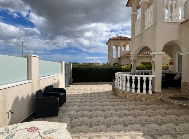 Resale - Villa - Algorfa