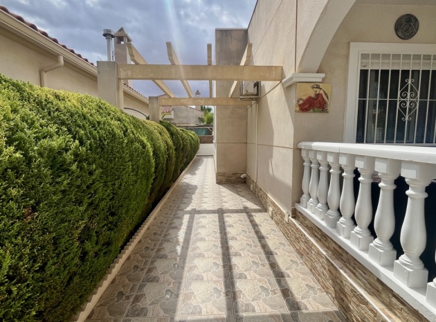 Resale - Villa - Algorfa