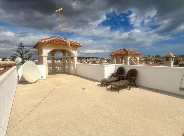 Resale - Villa - Algorfa