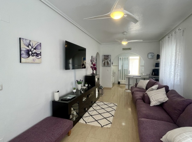 Resale - Villa - Algorfa