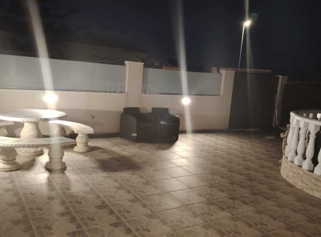 Resale - Villa - Algorfa