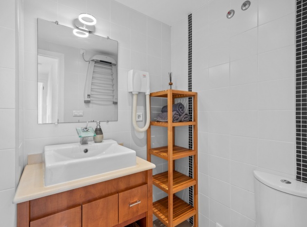 Resale - Apartment - Punta Prima