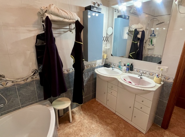 Återförsäljning - Villa - Orihuela