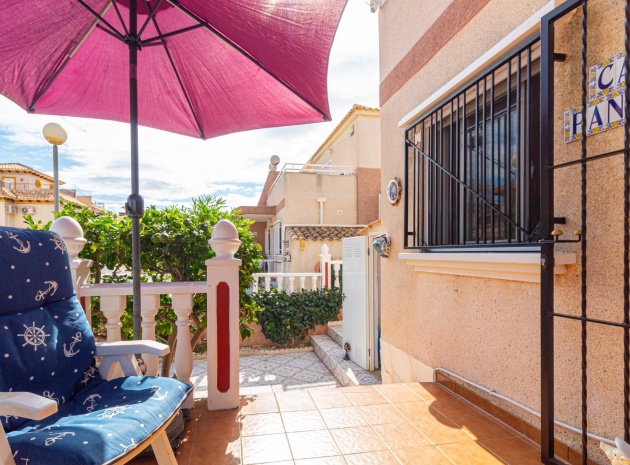 Resale - Villa - Cabo Roig - la regia