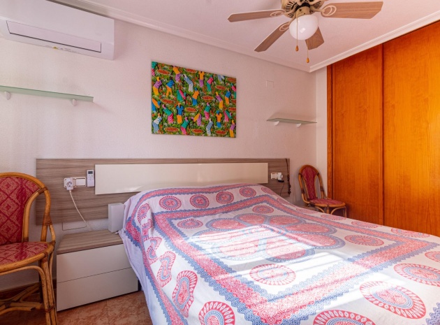 Resale - Villa - Cabo Roig - la regia