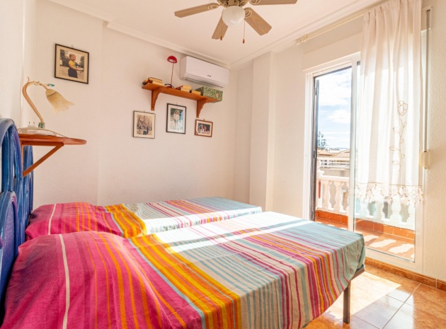 Resale - Villa - Cabo Roig - la regia