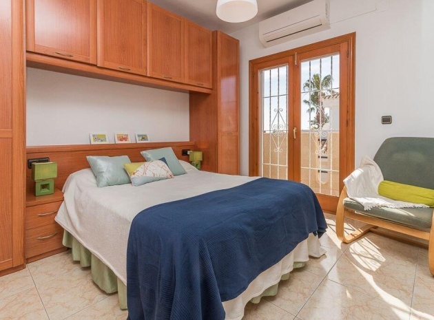 Resale - Villa - Playa Flamenca