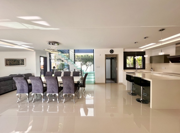 Wiederverkauf - Villa - San Miguel de Salinas - Res. Bellavista