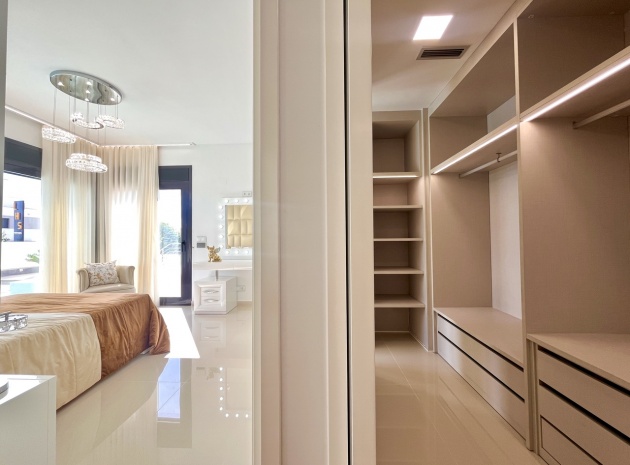 Wiederverkauf - Villa - San Miguel de Salinas - Res. Bellavista