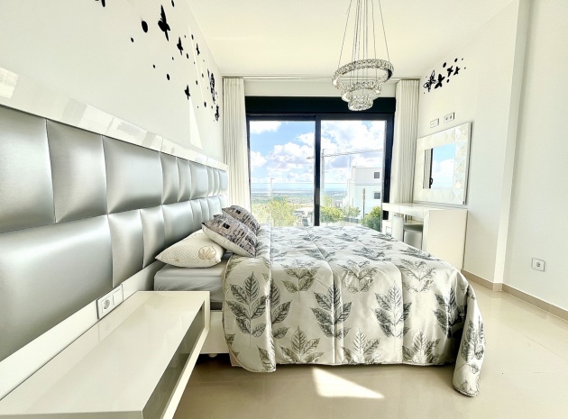 Wiederverkauf - Villa - San Miguel de Salinas - Res. Bellavista